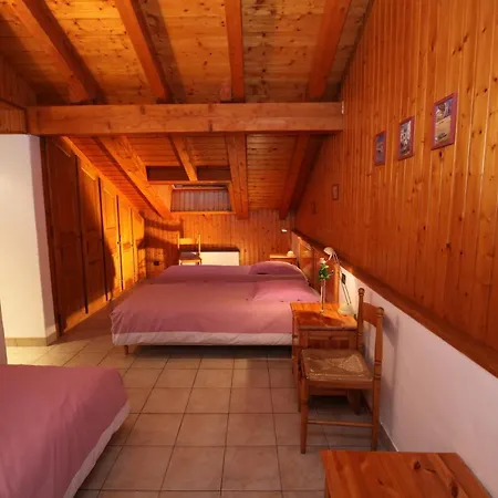 Les Du Bouquetin - Blaireau * ラ・プラーニュ