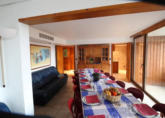 Les Du Bouquetin - Blaireau アパート ラ・プラーニュ