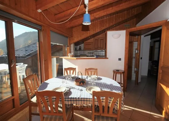 Les Du Bouquetin - Blaireau ラ・プラーニュ